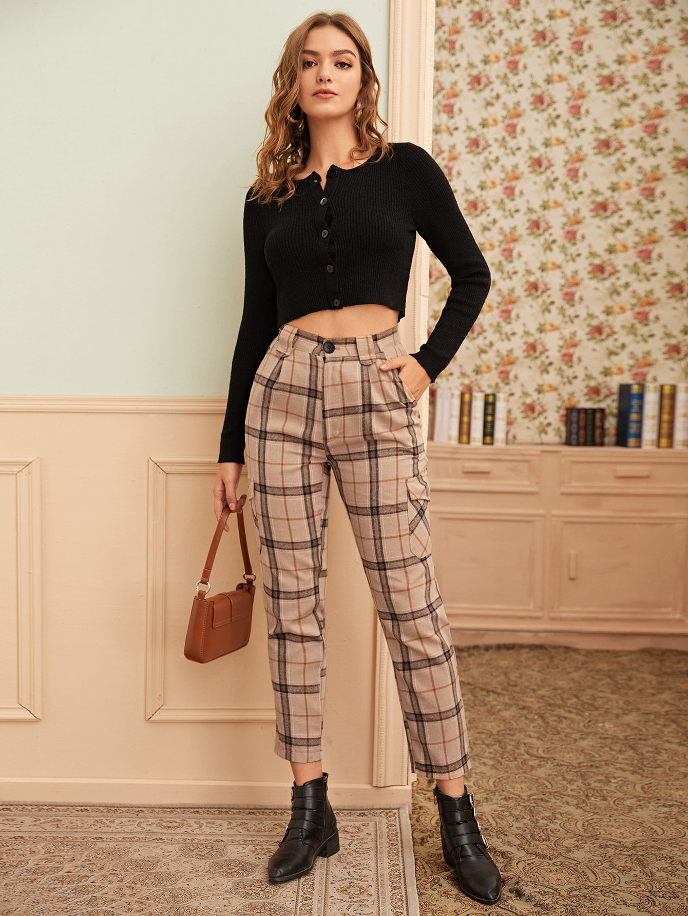 SHEIN Frenchy Slant Pocket Plaid Tailored Pants Jogger Sweatpants, Beauty &  Personal Care, Bath & Body, Body Care on Carousell