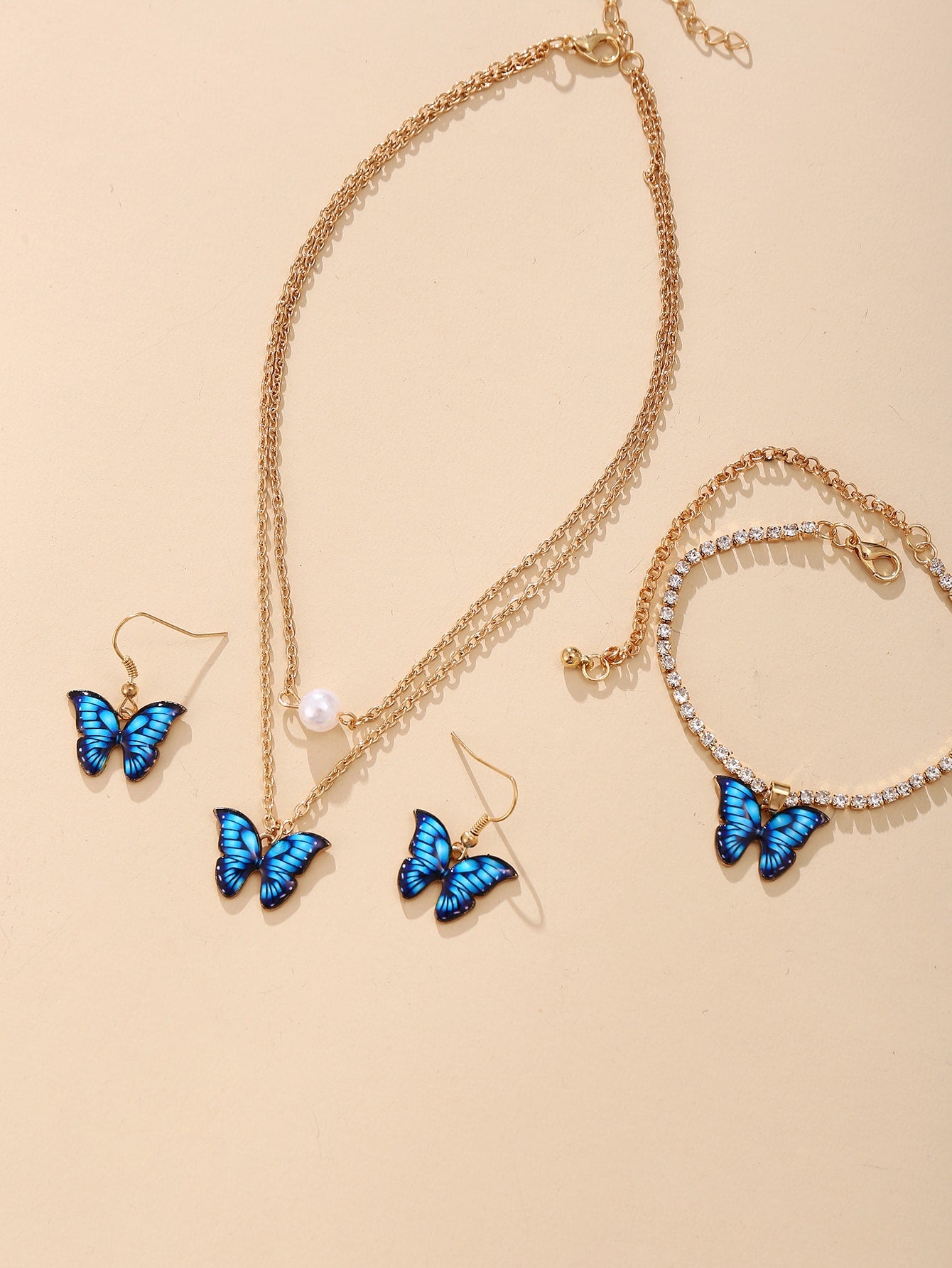 Butterfly Decor Chain Necklace | SHEIN ASIA